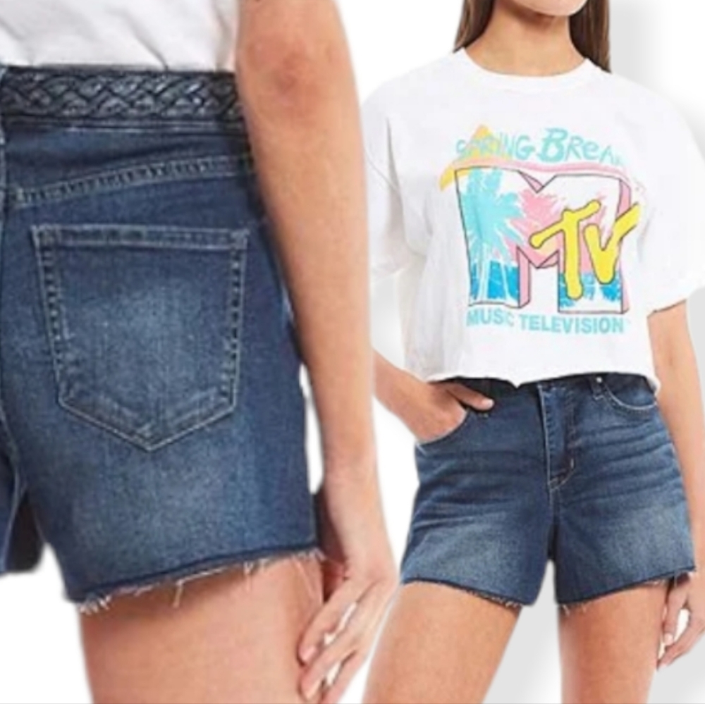 Frayed◾️High-Rise Braid Denim Shorts, with Frayed hem, Size 30, NWT
